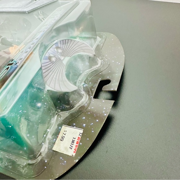 Star Trek Nemesis CAPTAIN JEAN-LUC PICARD Figure Art Asylum 2002 - NEW SEALED! - Picture 8 of 8